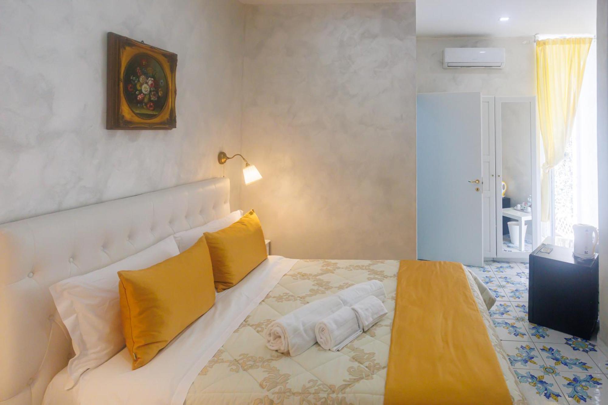 ナポリ Alma Adry Bed & Breakfast エクステリア 写真