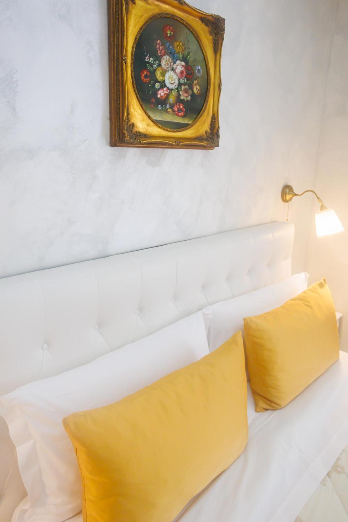 ナポリ Alma Adry Bed & Breakfast エクステリア 写真