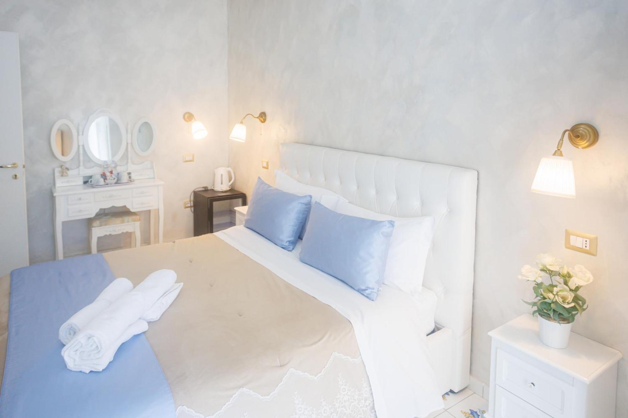 ナポリ Alma Adry Bed & Breakfast エクステリア 写真