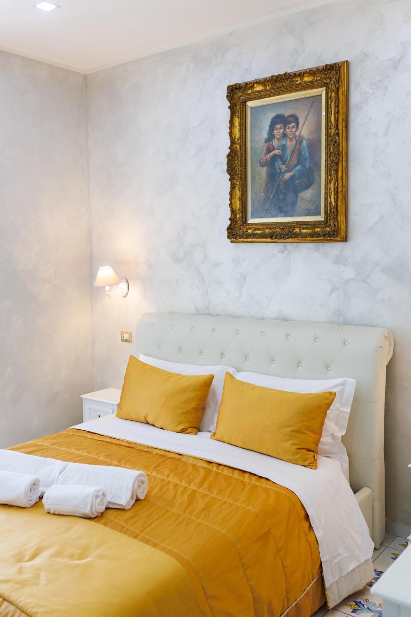 ナポリ Alma Adry Bed & Breakfast エクステリア 写真